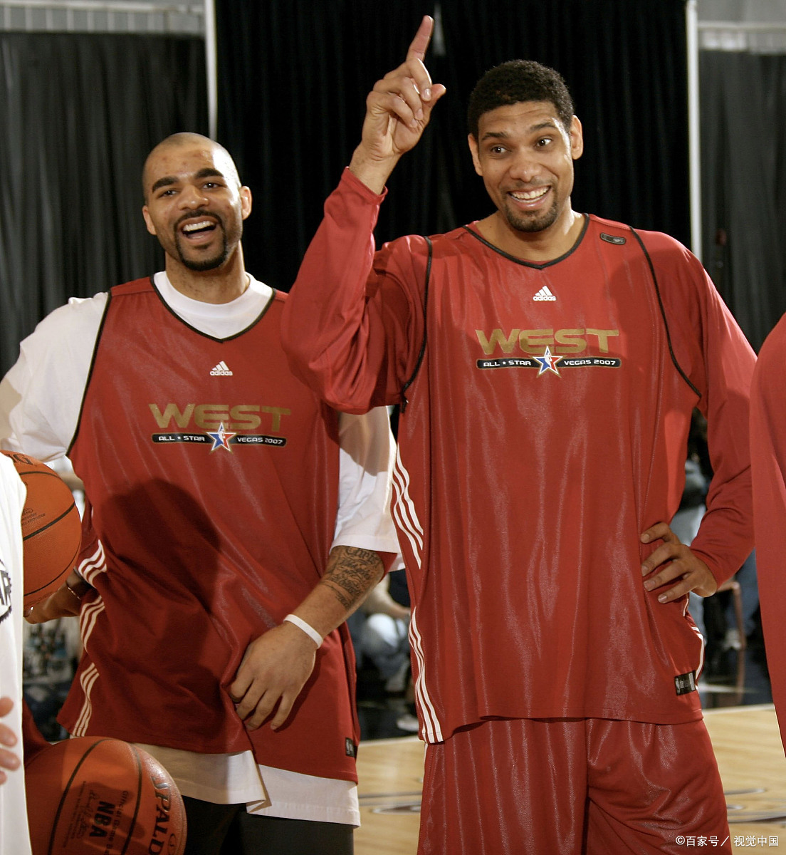 意甲知名媒体人：米兰门将迈尼昂和切尔西的谈判已冻结，目前没有进展（意媒：米兰门将迈尼昂与切尔西谈判暂停，暂无进展）