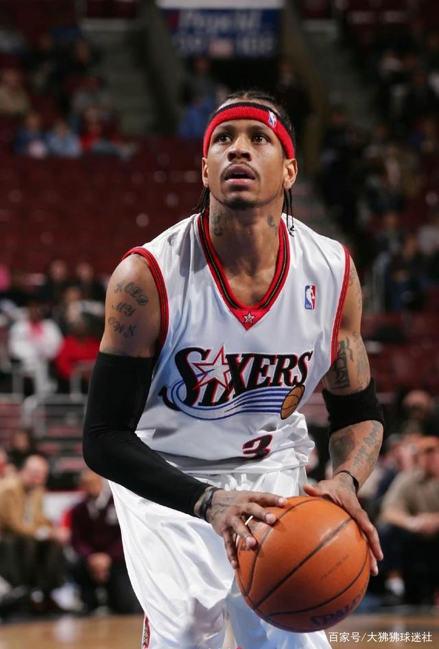 攻防一体！切特半场三分3中3轰13分5板3盖帽（攻守兼备！切特半场三分全中砍下13分5板3封盖）