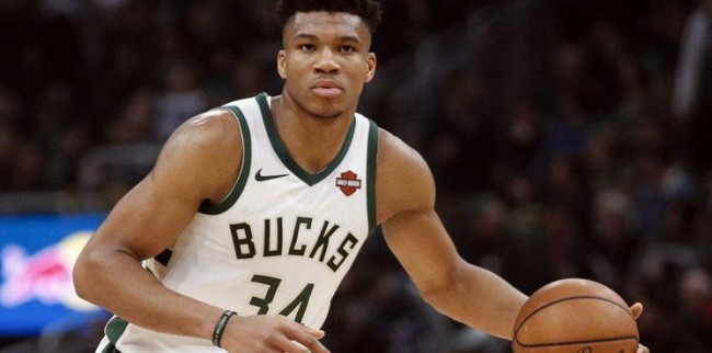 国安刚拿到足协杯冠军，就要给新帅准备三份引援大礼，值得期待（国安刚夺足协杯，已为新帅备三大引援礼，值得期待）