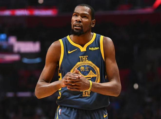 六边形战士！广东小外援奎恩火力全开豪取29分6篮板7助攻5抢断（全能爆发！广东小外援奎恩轰下29分6篮板7助攻5抢断）