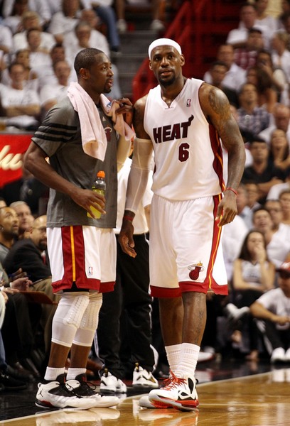 赛季还没开始呢！官方：贝西洛维奇辞职 王世龙成为同曦新任主帅（赛季未开打，官方宣布：贝西洛维奇辞职，王世龙出任同曦主帅）